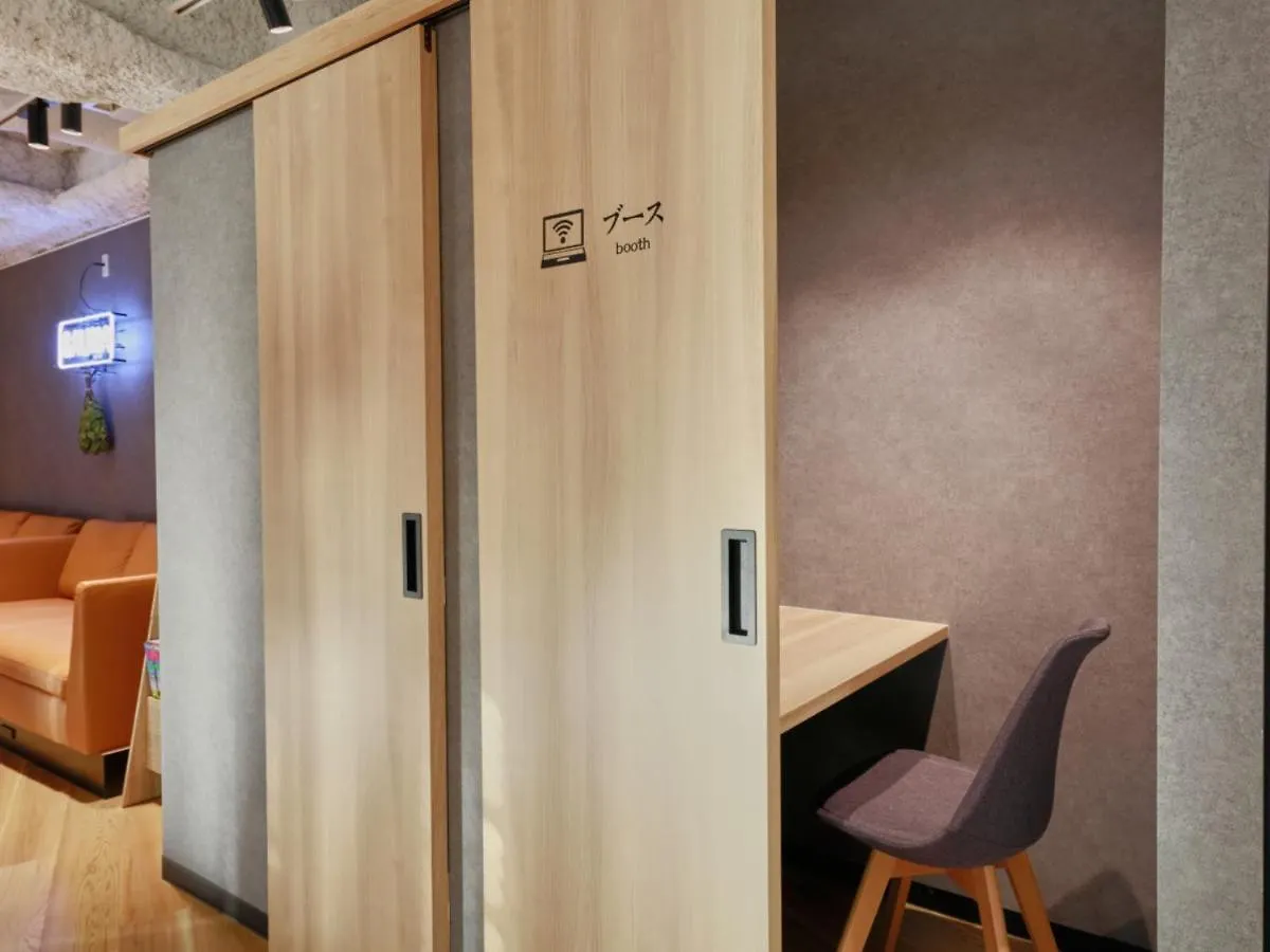 Rembrandt Cabin & Spa Shimbashi - Caters To Men Tokyo Capsule hotel