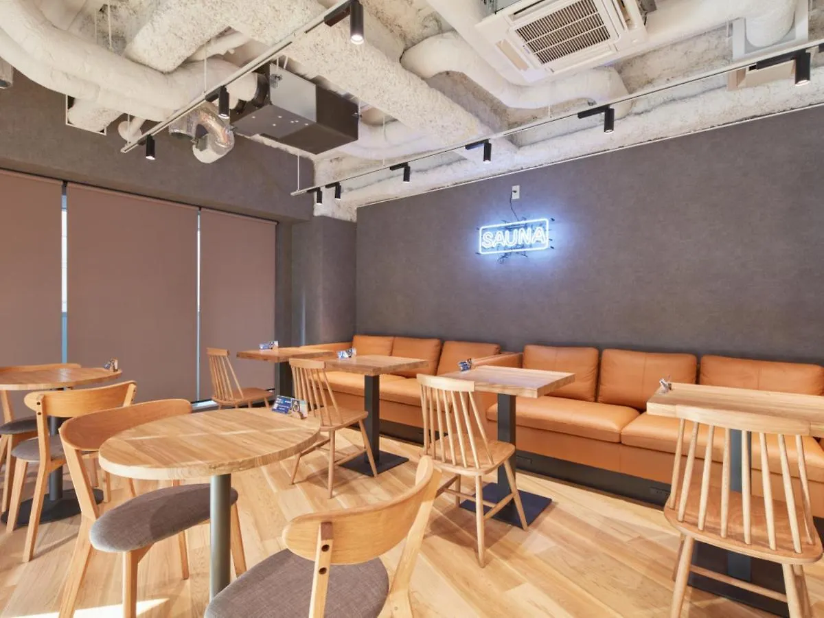 ** Capsule hotel Rembrandt Cabin & Spa Shimbashi - Caters To Men Tokyo Japan
