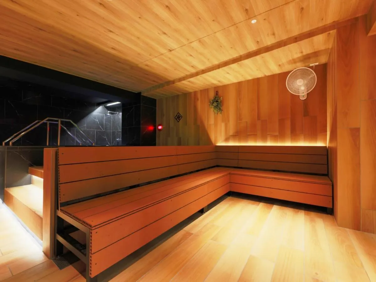 Capsule hotel Rembrandt Cabin & Spa Shimbashi - Caters To Men Tokyo