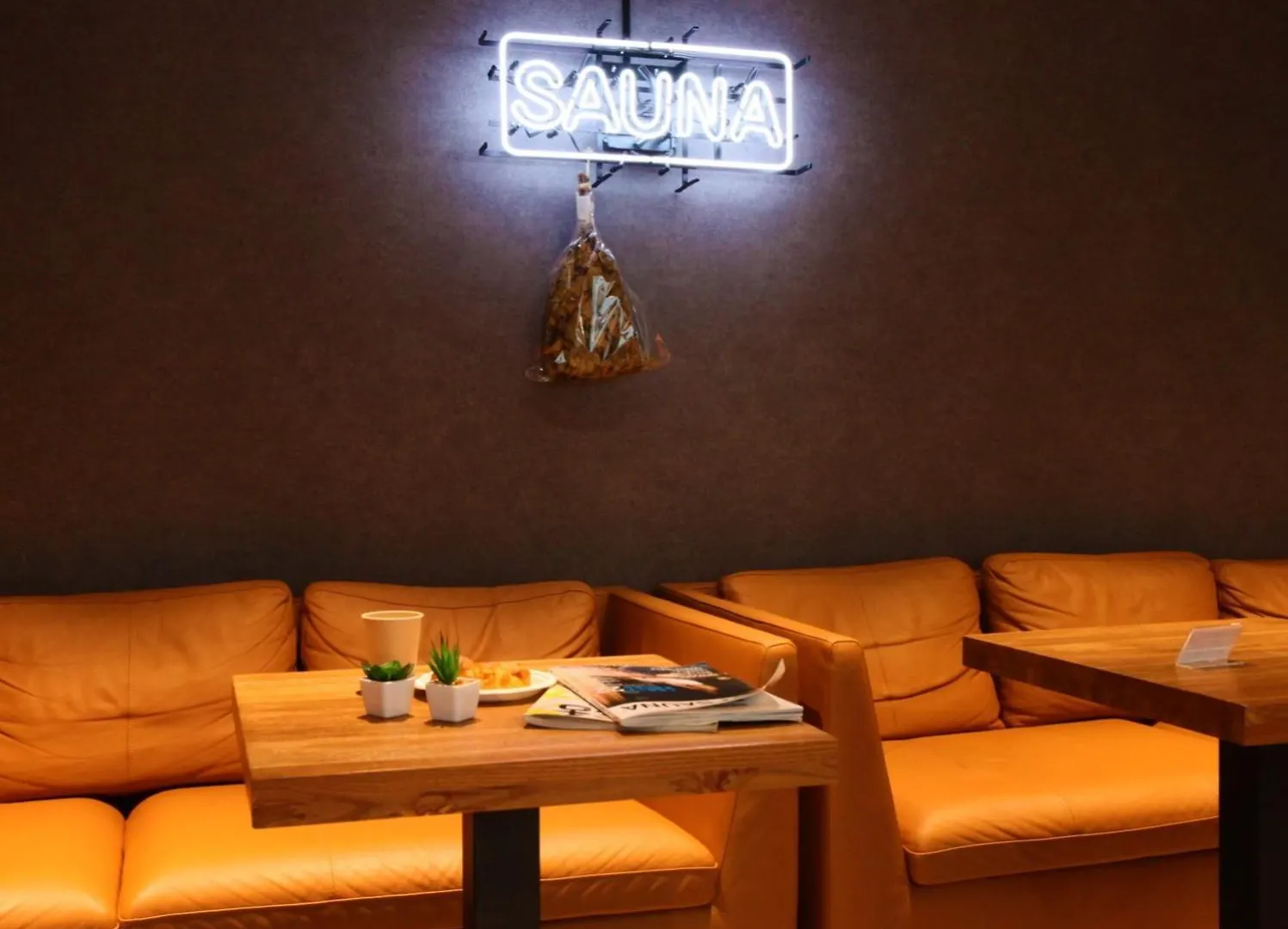 Capsule hotel Rembrandt Cabin & Spa Shimbashi - Caters To Men Tokyo