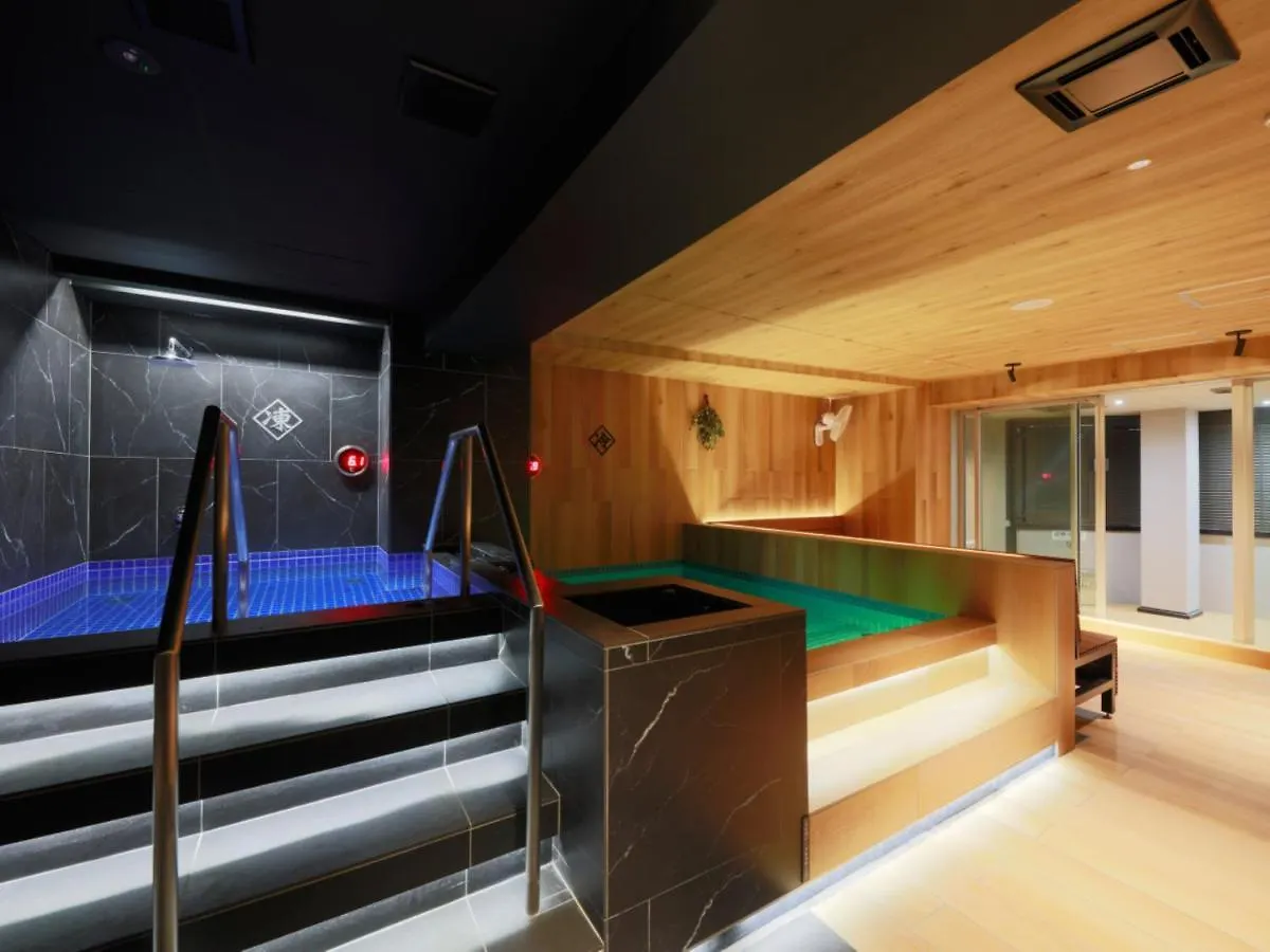 Rembrandt Cabin & Spa Shimbashi - Caters To Men Tokyo