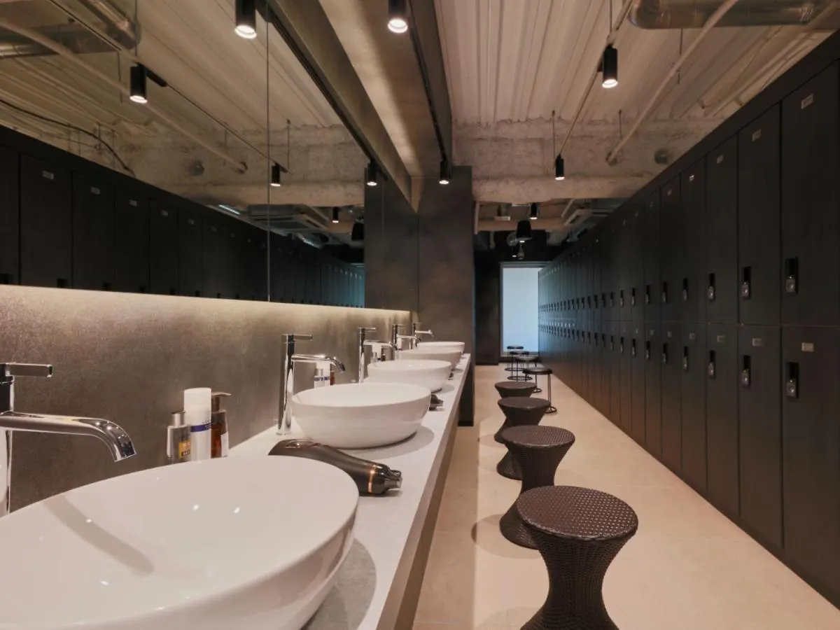 ** Capsule hotel Rembrandt Cabin & Spa Shimbashi - Caters To Men Tokyo Japan